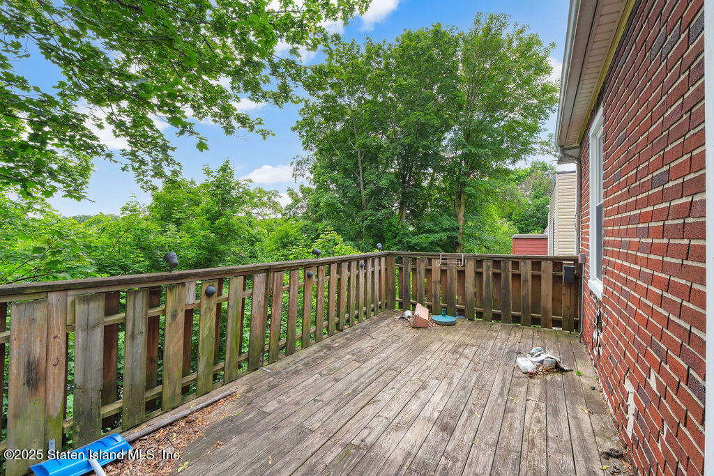 135 Highview Avenue, Staten Island, New York image 23