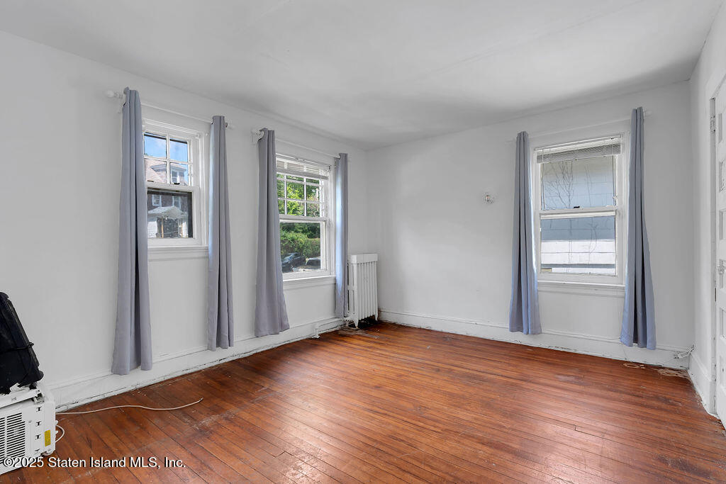135 Highview Avenue, Staten Island, New York image 14