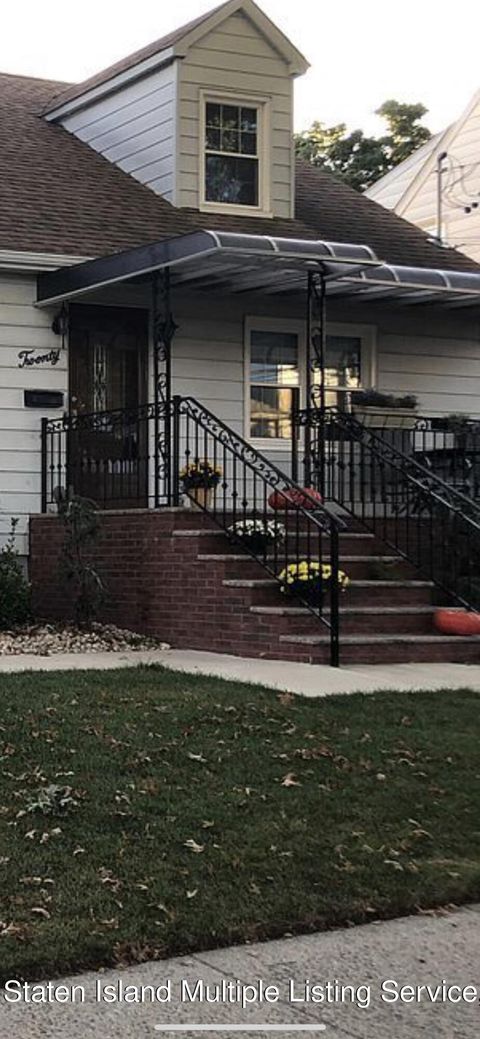 Photo of 20 Atlantic Avenue #2, Staten Island, NY 10304 (MLS # 1156702)