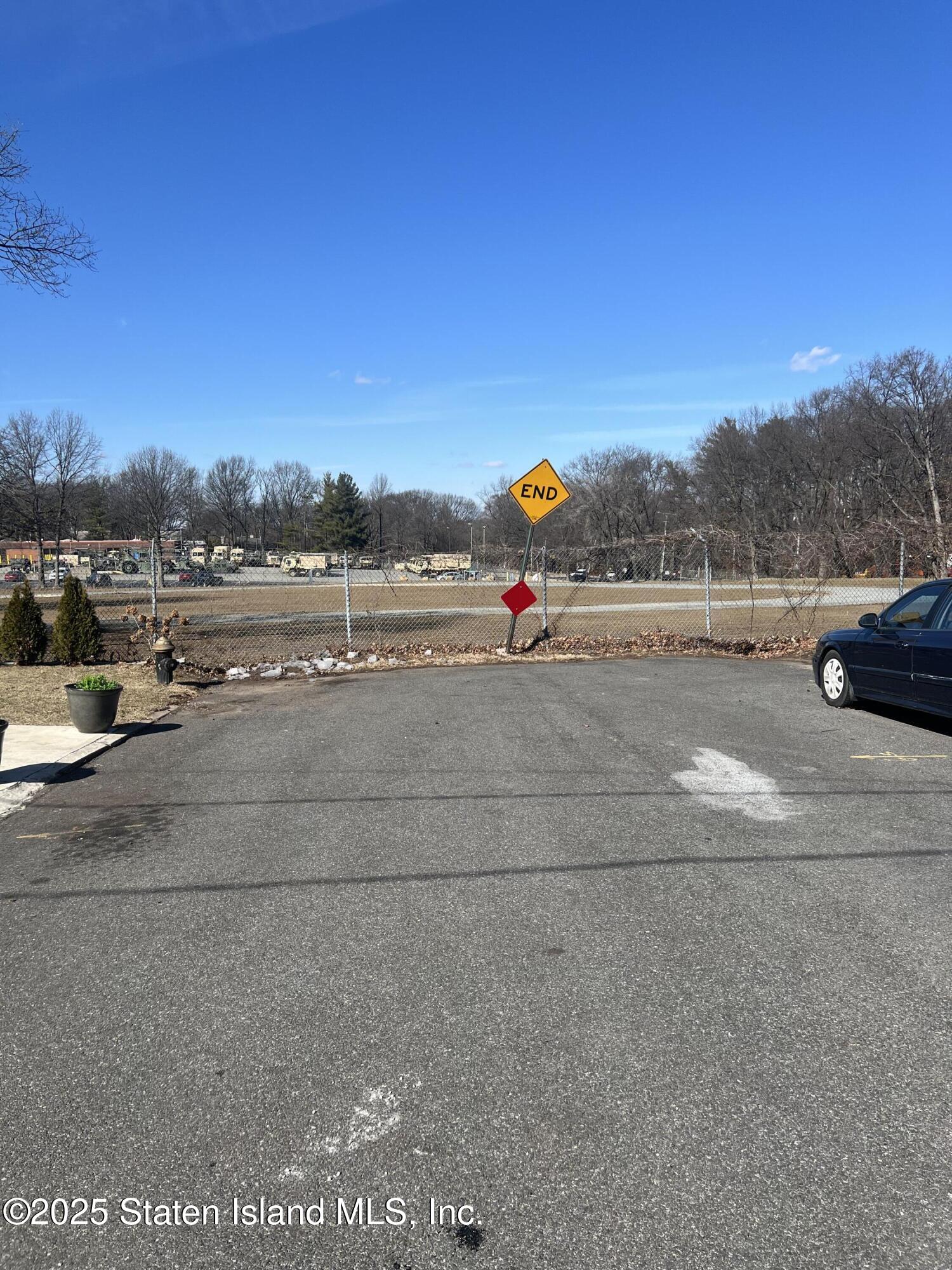 2 Fairview Avenue, Staten Island, New York image 35