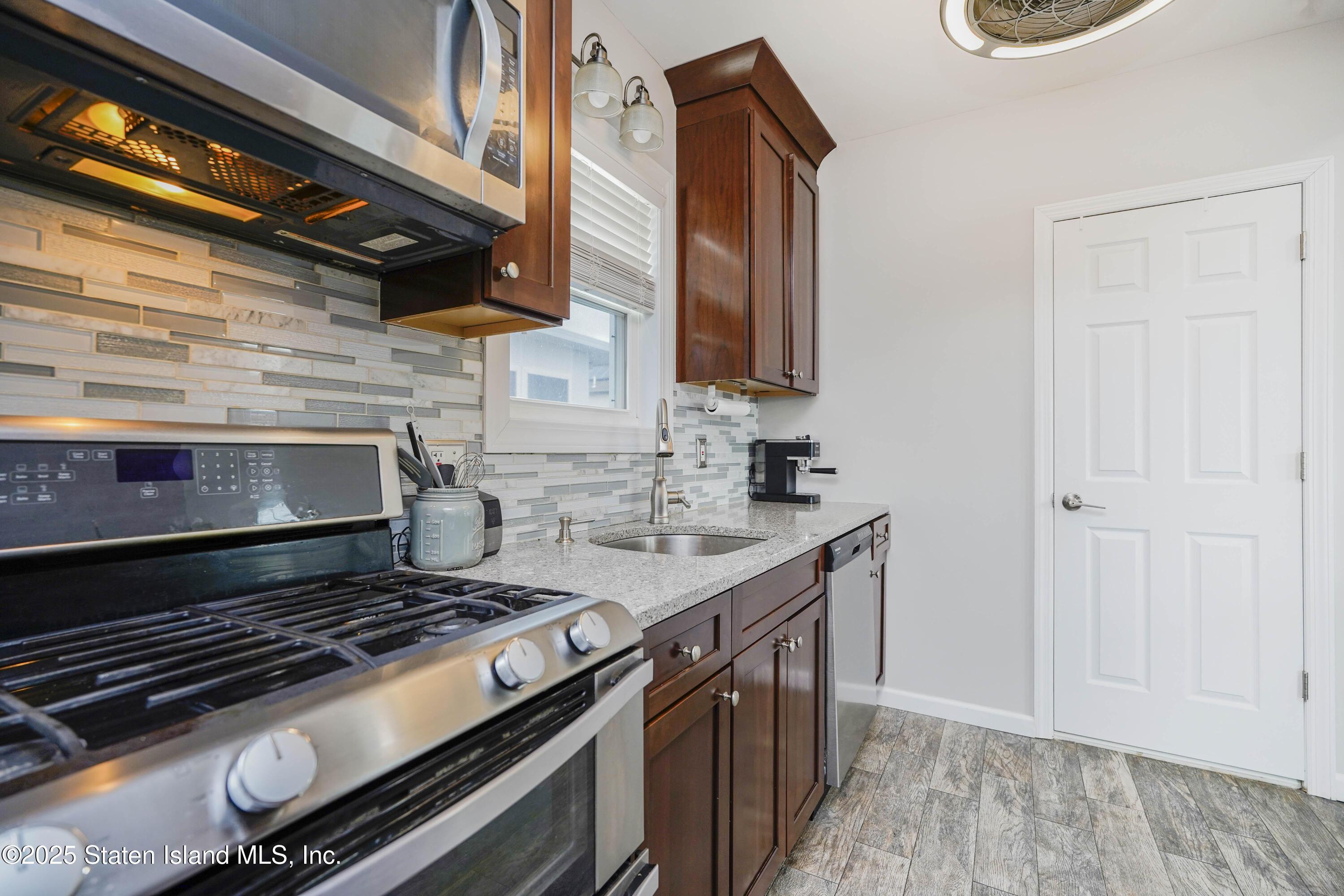 2 Fairview Avenue, Staten Island, New York image 15