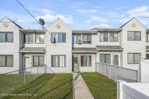 Photo of 327 Mersereau Avenue #A, Staten Island, NY 10303 (MLS # 2601351)
