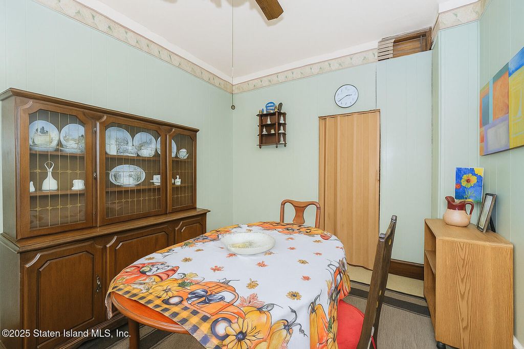 Photo of 66 Grant Street, Staten Island, NY 10301 (MLS # 2506580)