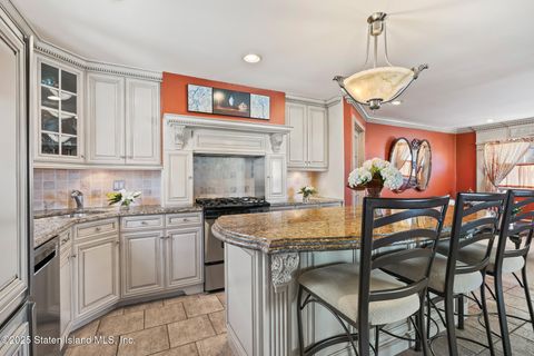 Photo of 710 Rathbun Avenue, Staten Island, NY 10312 (MLS # 2507123)