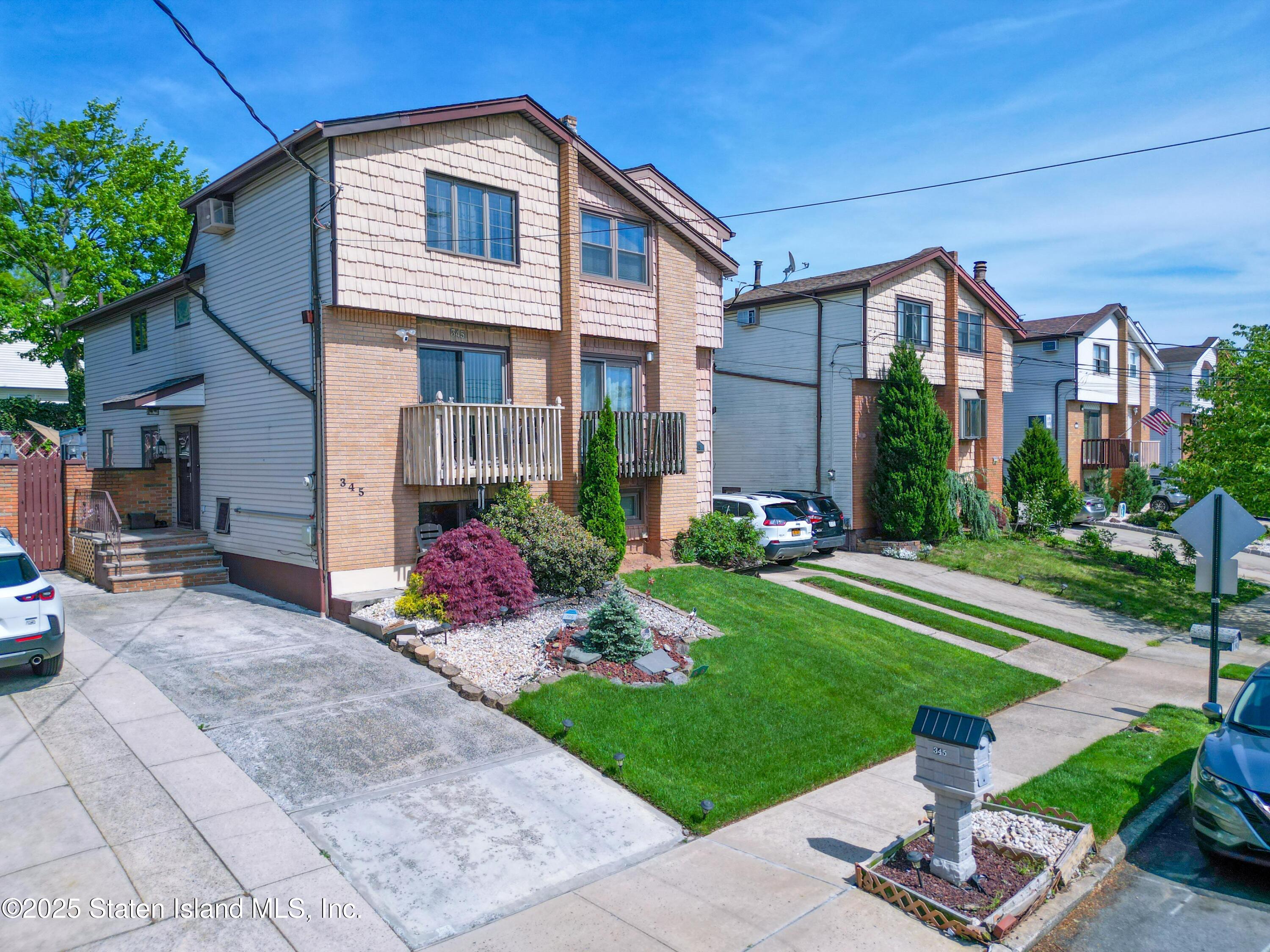 345 Colon Avenue, Staten Island, New York image 2