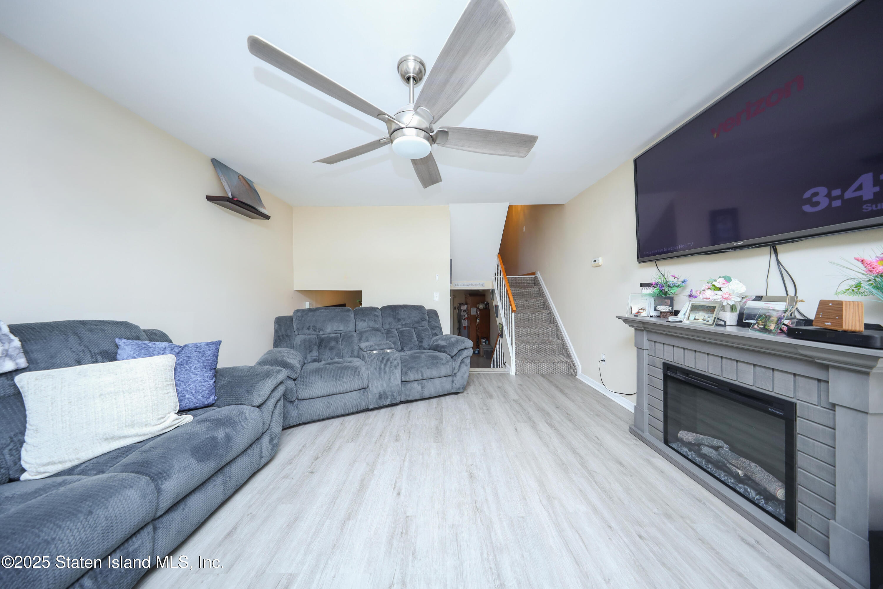 345 Colon Avenue, Staten Island, New York image 5