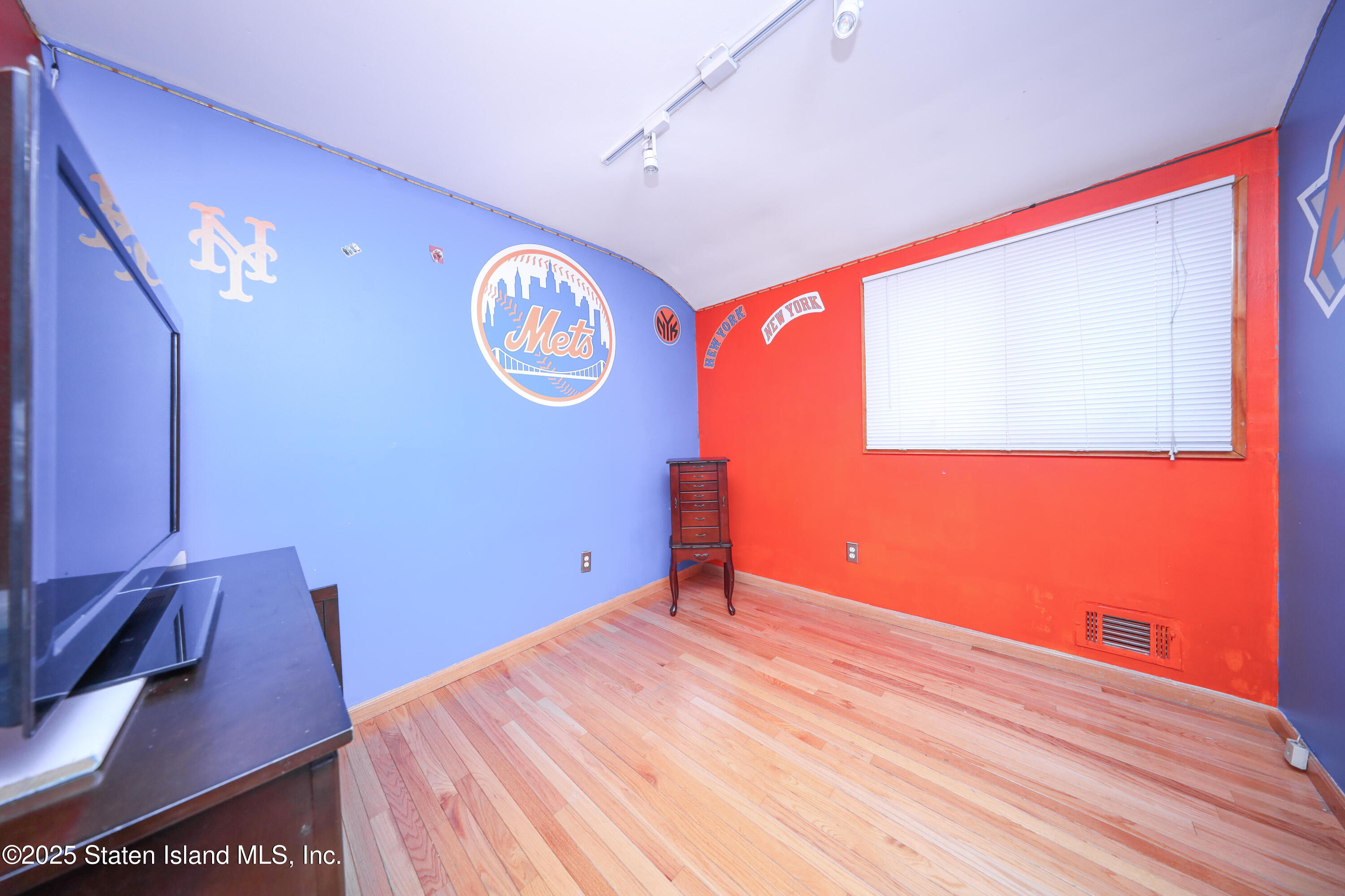 345 Colon Avenue, Staten Island, New York image 25