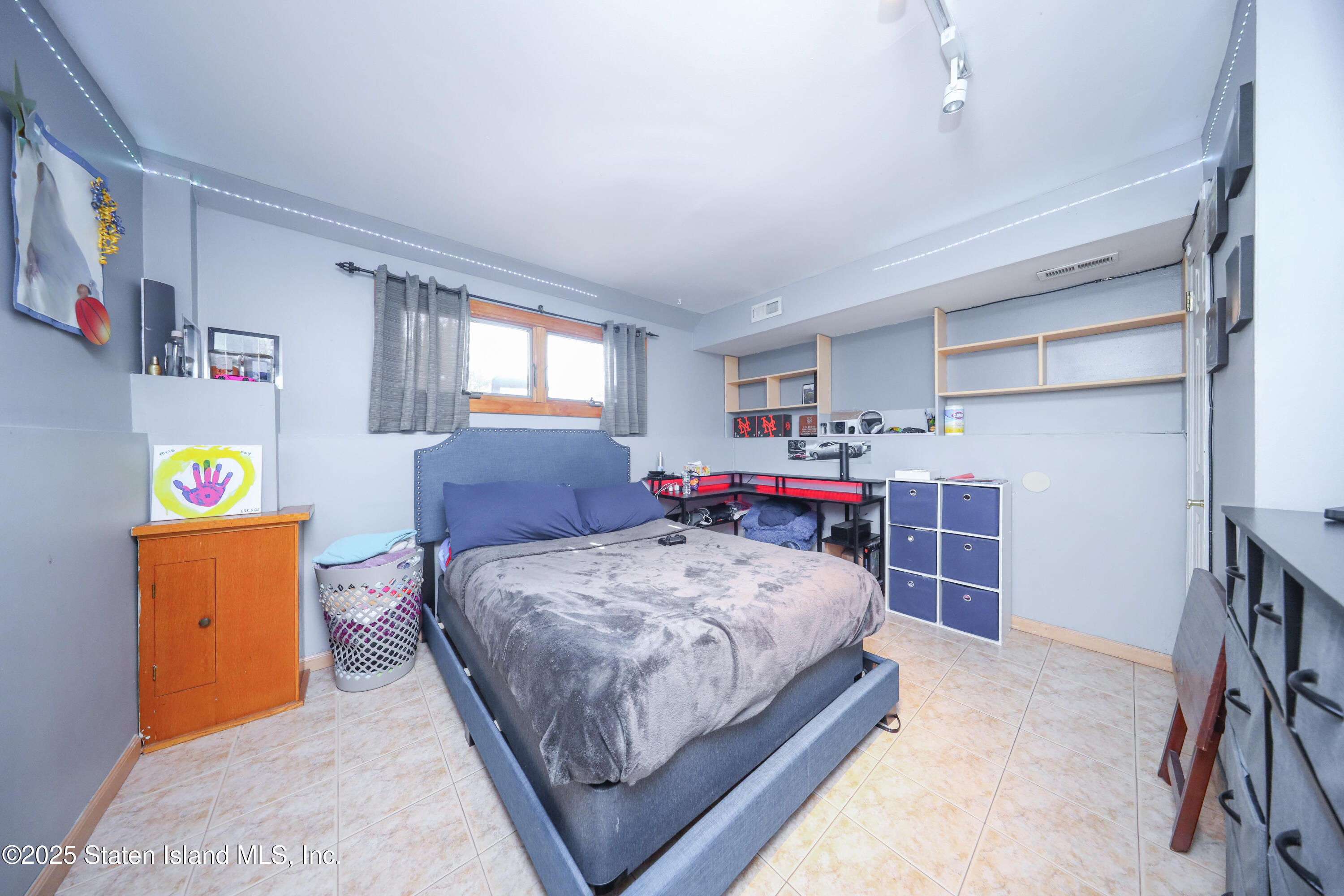 345 Colon Avenue, Staten Island, New York image 19