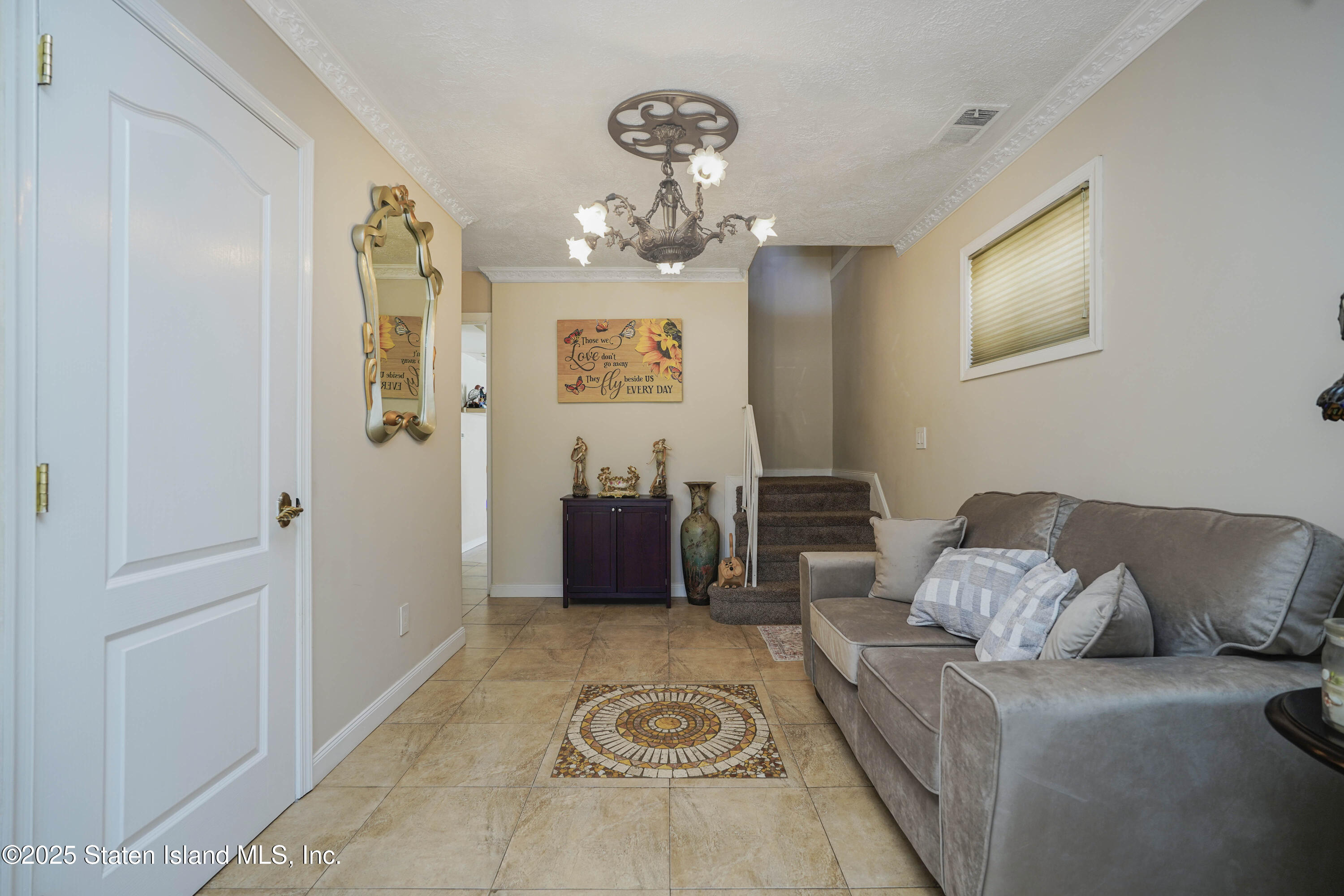 338 Arlene Street, Staten Island, New York image 5