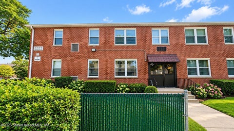 Condo For Sale - 125 Cortelyou Avenue #1-4<br/> Staten Island, NY 10308
