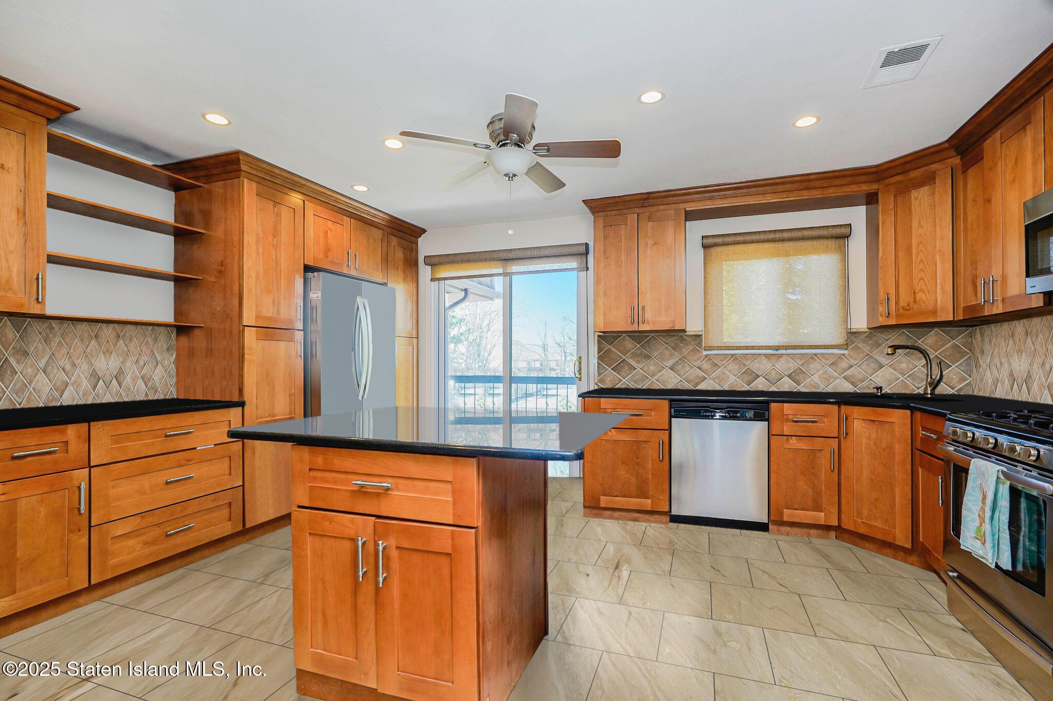 40 Amy Court, Staten Island, New York image 11
