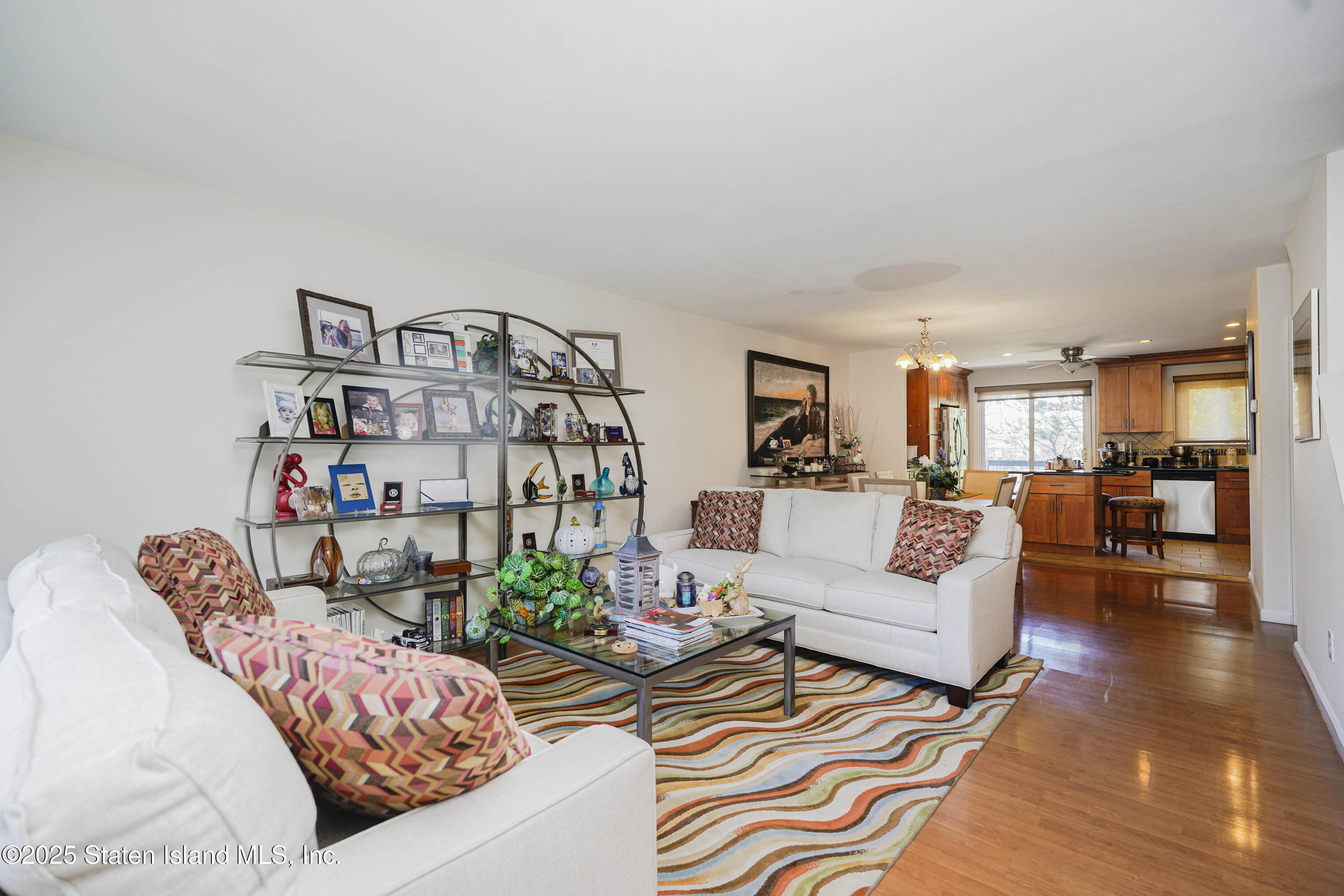 40 Amy Court, Staten Island, New York image 5