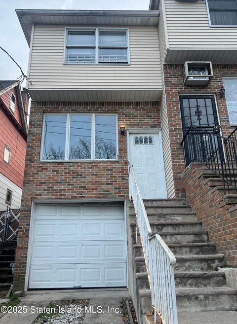 Photo of 22 Pommer Avenue, Staten Island, NY 10304 (MLS # 2502990)