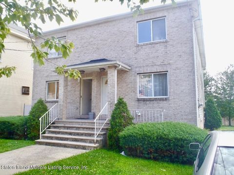 Photo of 174 Main Street, Staten Island, NY 10307 (MLS # 2401339)