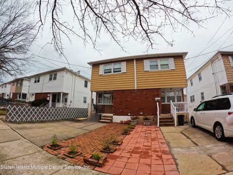Photo of 193 Benton Avenue, Staten Island, NY 10305 (MLS # 2400631)
