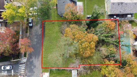 Photo of 0 Lenzie Street, Staten Island, NY 10312 (MLS # 2401928)