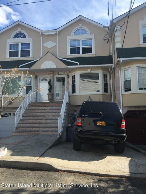 Photo of 102 Pitney Avenue, Staten Island, NY 10309 (MLS # 2406785)