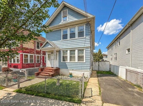 Multifamily For Sale - 61 Ronald Avenue<br/> Staten Island, NY 10303