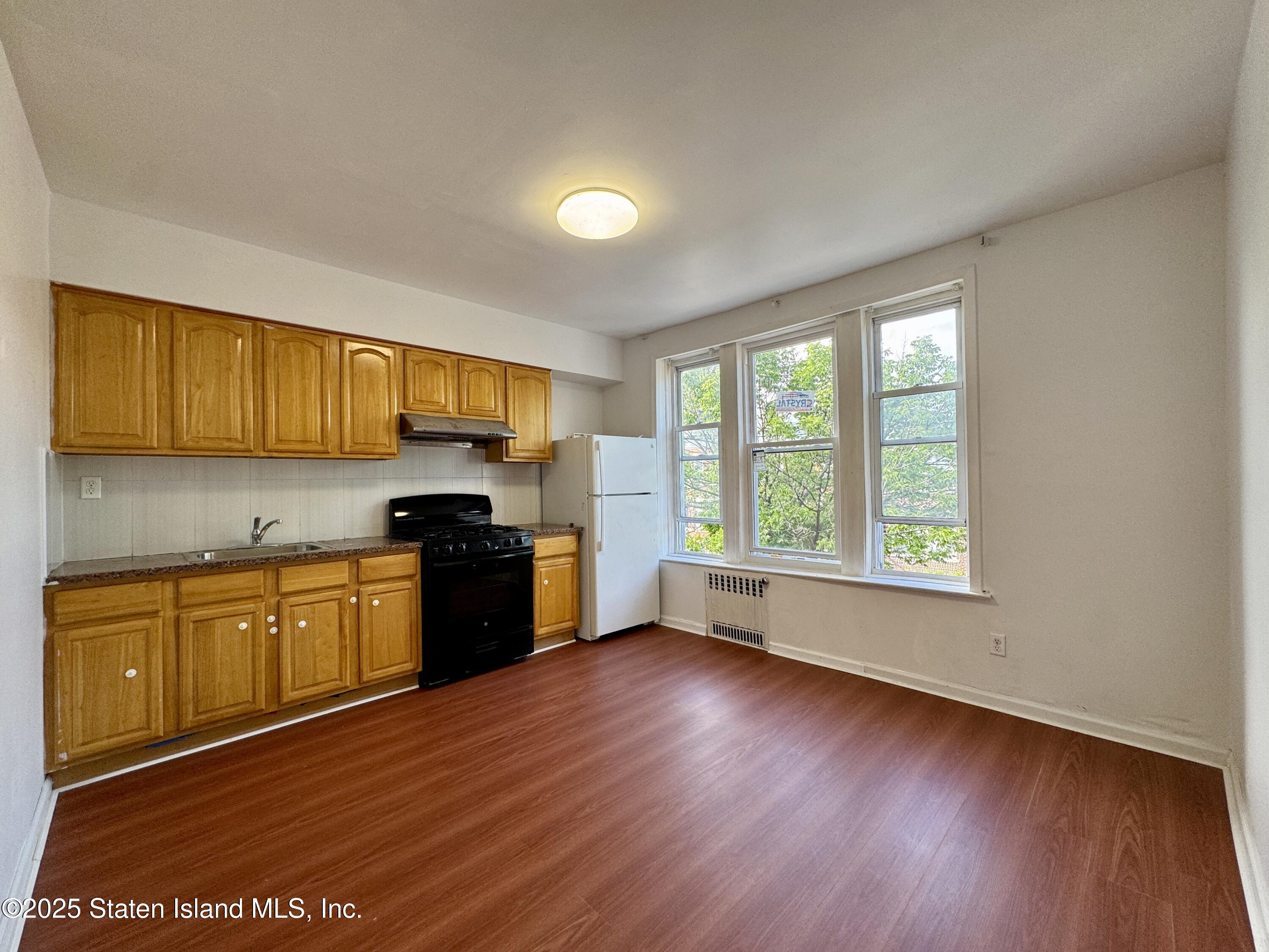 1414 76 Street, Brooklyn, New York image 10