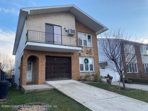 Photo of 452 Stafford Avenue, Staten Island, NY 10312 (MLS # 1159729)