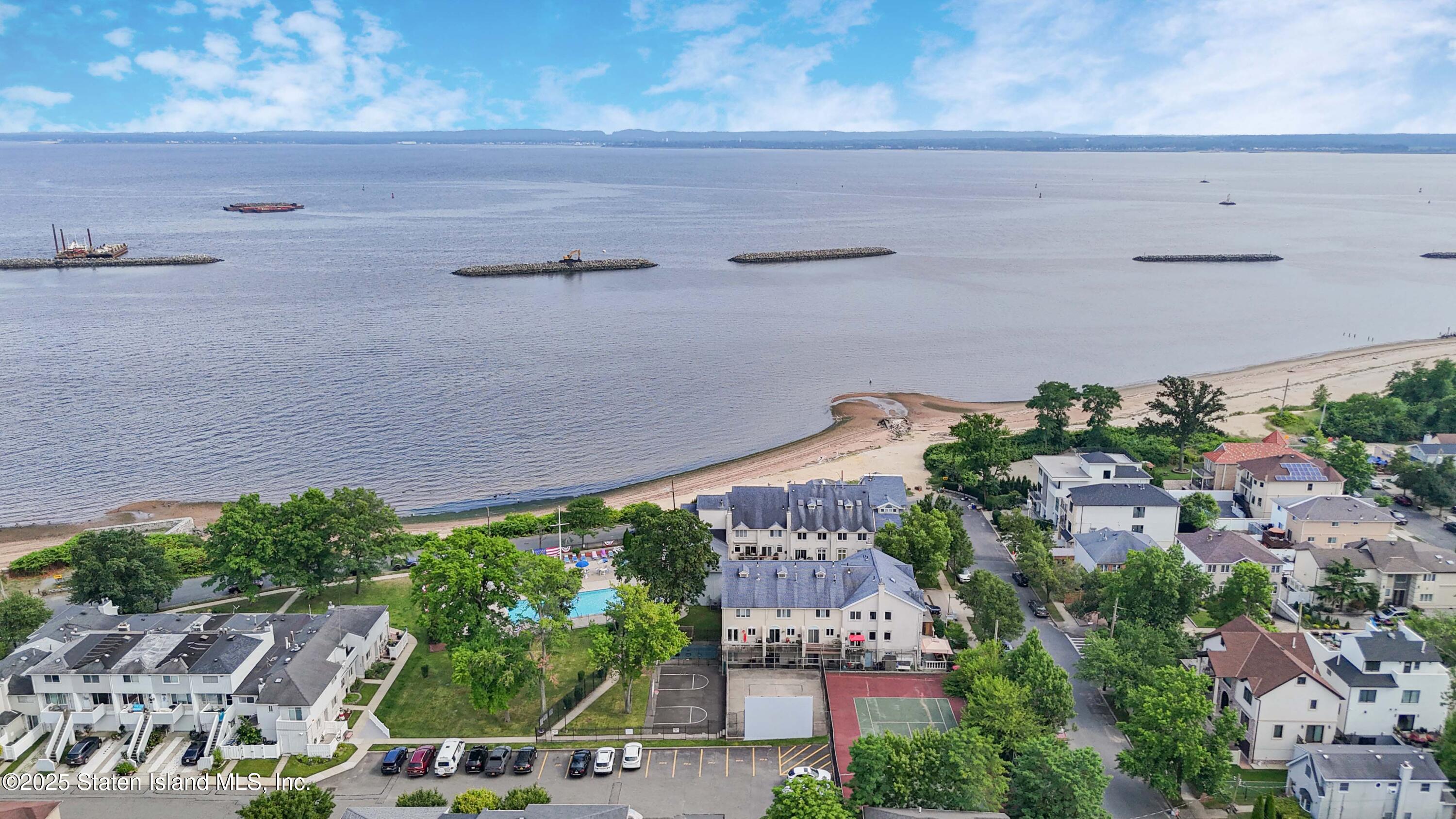 110 Surfside Plaza #88, Staten Island, New York image 25