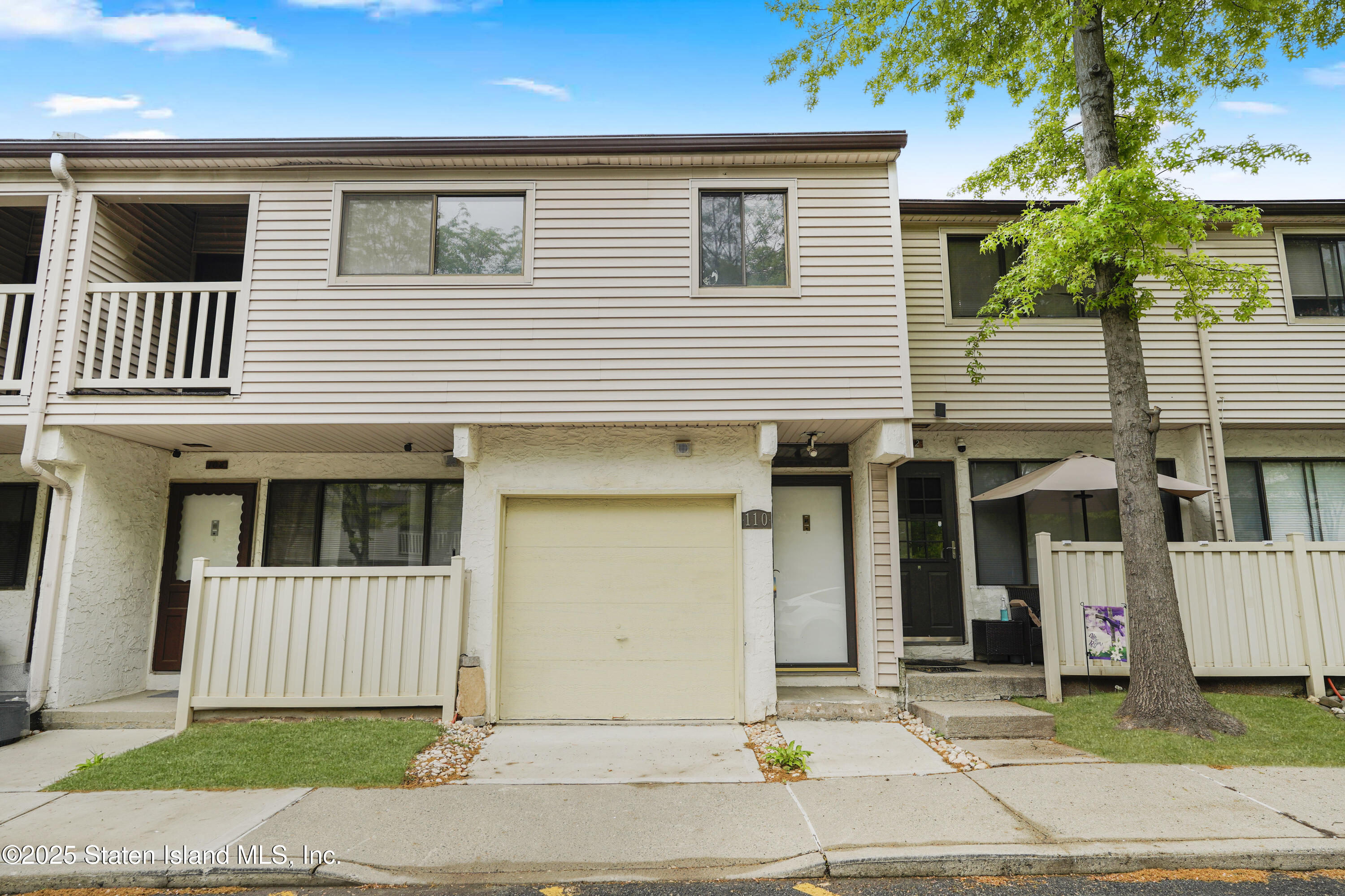 110 Surfside Plaza #88, Staten Island, New York image 1