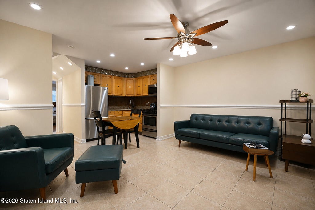 Photo of 43 Devon Loop, Staten Island, NY 10314 (MLS # 2603872)