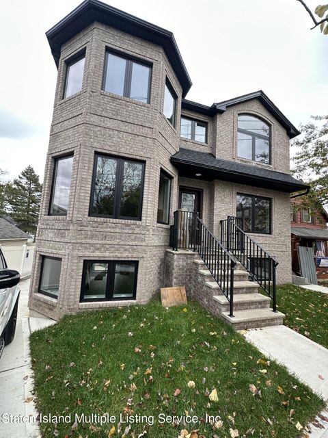 Photo of 140 Wild Avenue, Staten Island, NY 10314 (MLS # 1165232)