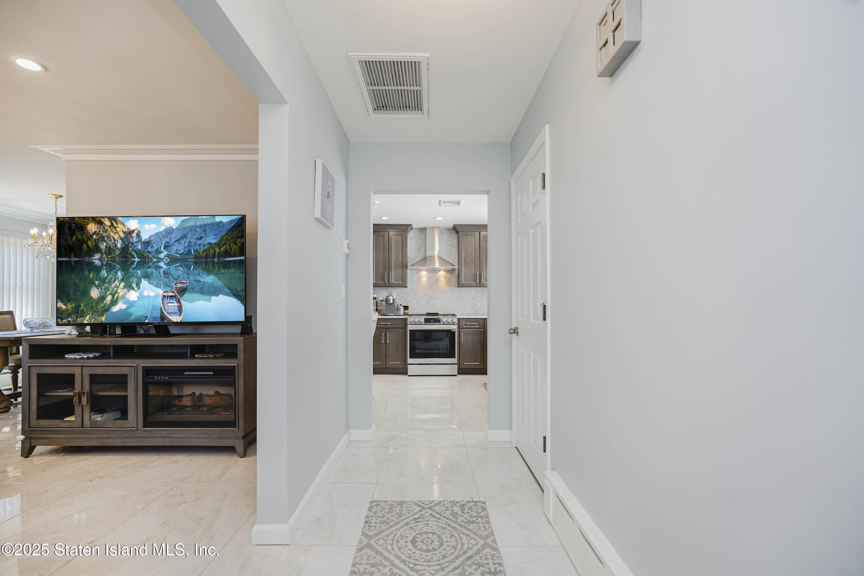 136 Bionia Avenue, Staten Island, New York image 8