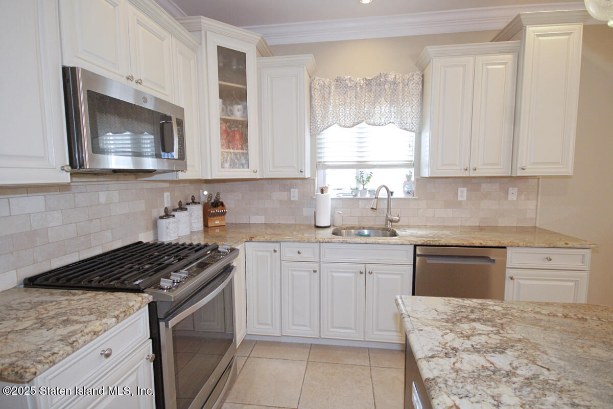 37 Billings Street, Staten Island, New York image 10