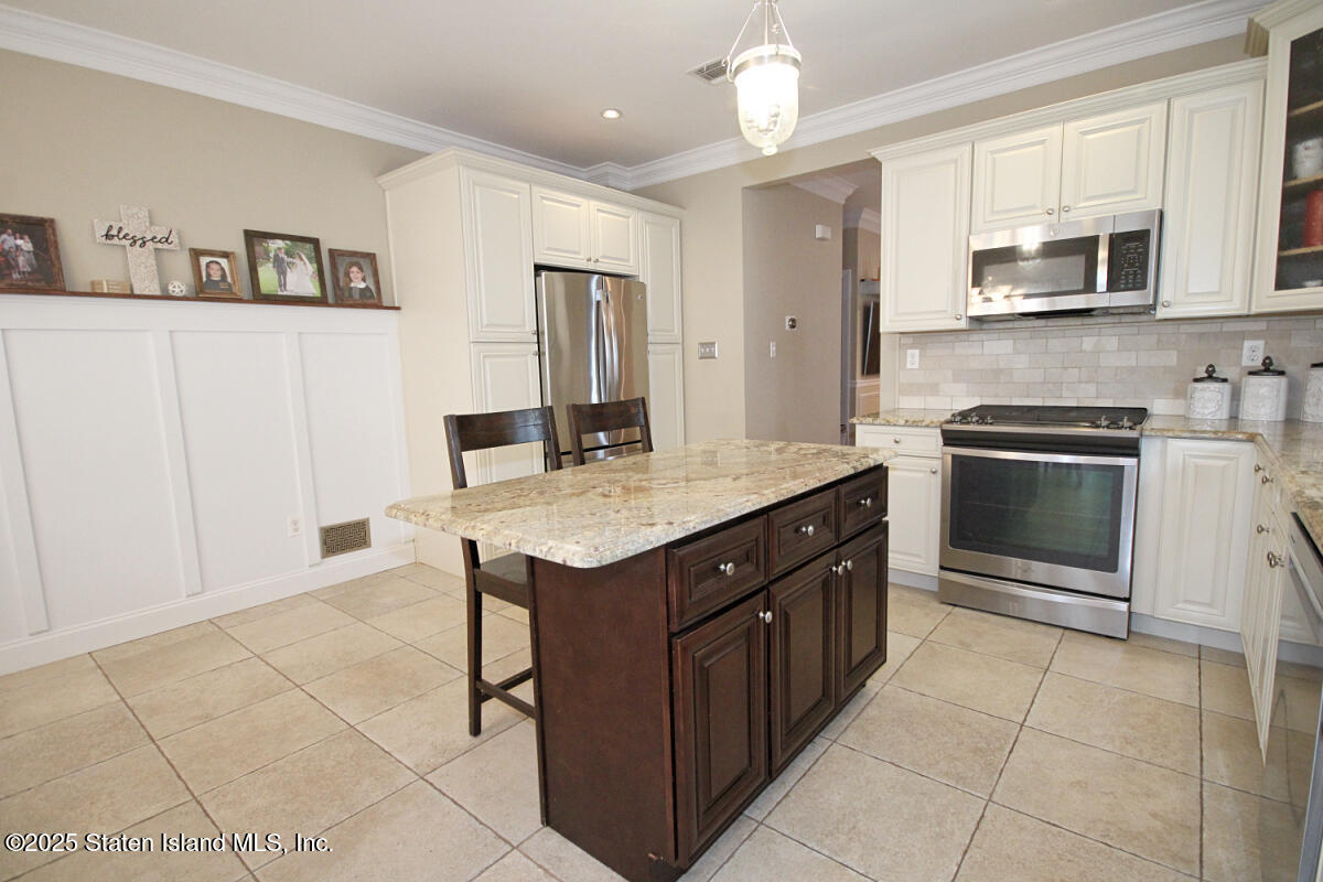 37 Billings Street, Staten Island, New York image 12