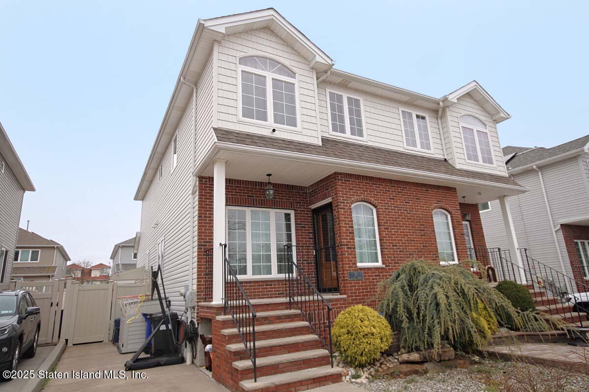 37 Billings Street, Staten Island, New York image 2