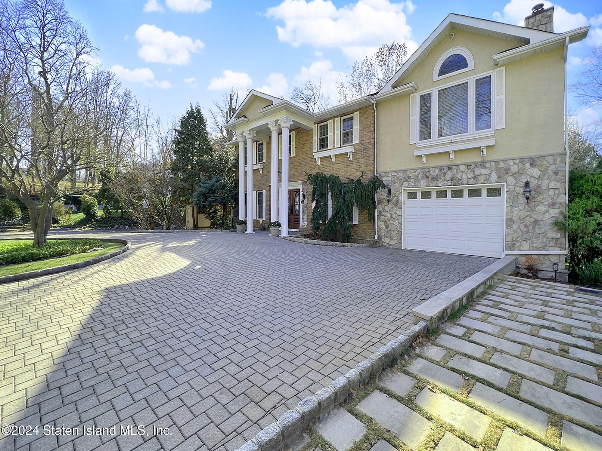 110 Wadsworth Road, Staten Island, New York image 2