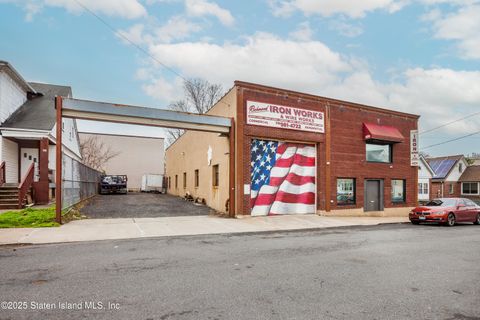 Photo of 166 Van Buren Street, Staten Island, NY 10301 (MLS # 2502242)