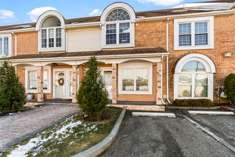 Photo of 30 Filipe Lane #A, Staten Island, NY 10308 (MLS # 2500168)
