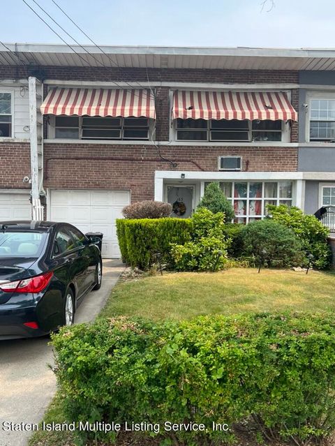 Photo of 163 Jules Drive, Staten Island, NY 10314 (MLS # 1162844)