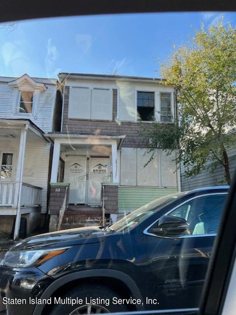 Photo of 118 Osgood Avenue, Staten Island, NY 10304 (MLS # 1165672)