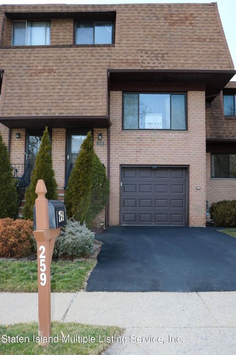 Photo of 259 Windham Loop, Staten Island, NY 10314 (MLS # 2401130)