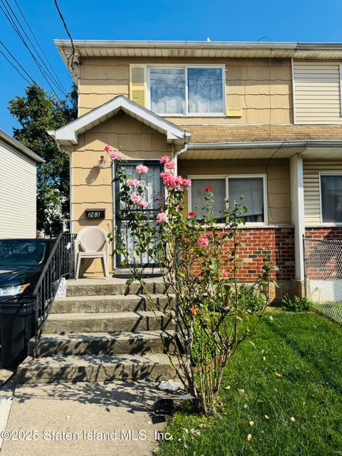 Photo of 263 Lockman Avenue, Staten Island, NY 10303 (MLS # 2505497)