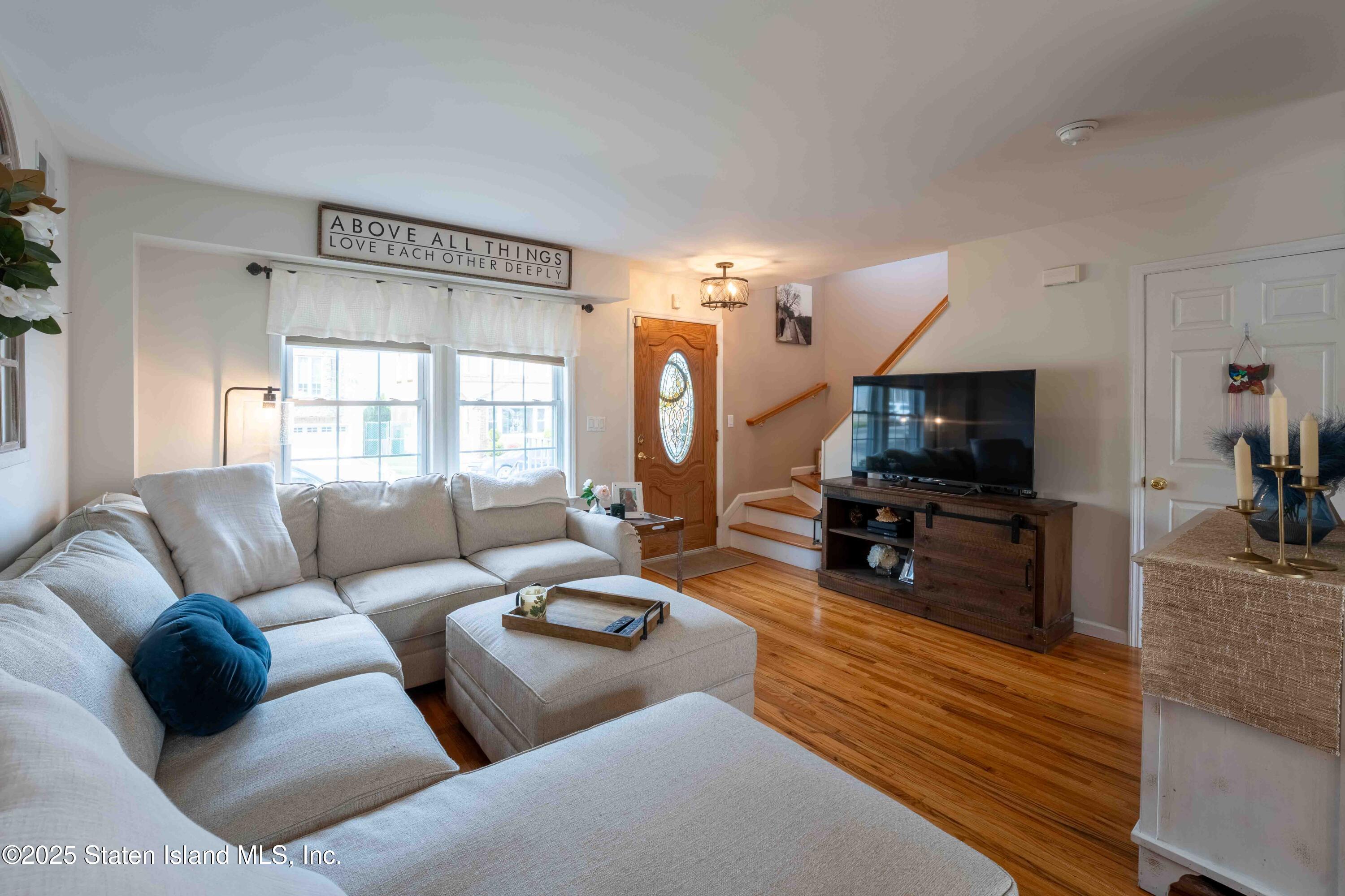 237 Livingston Avenue, Staten Island, New York image 9
