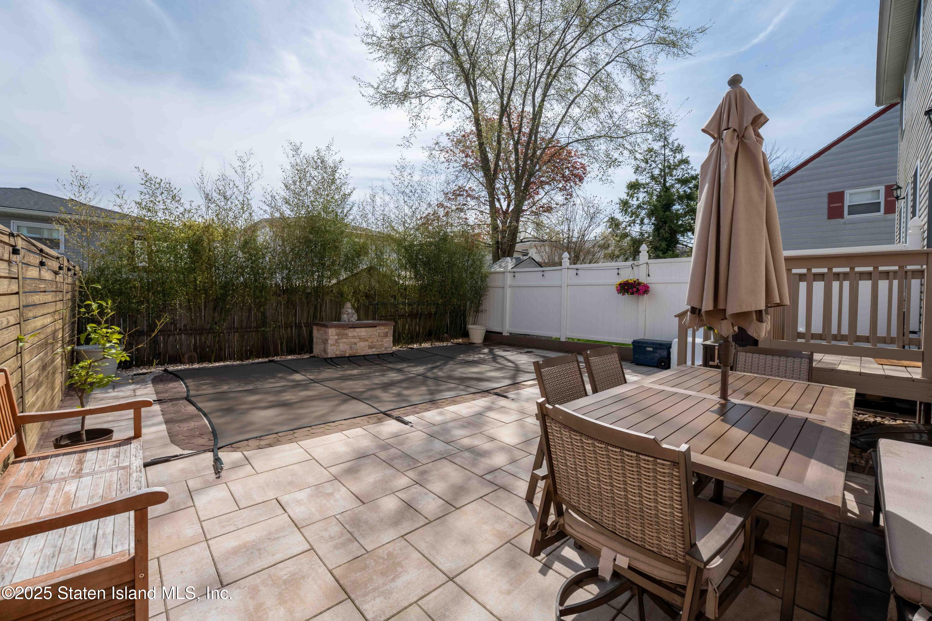 237 Livingston Avenue, Staten Island, New York image 25