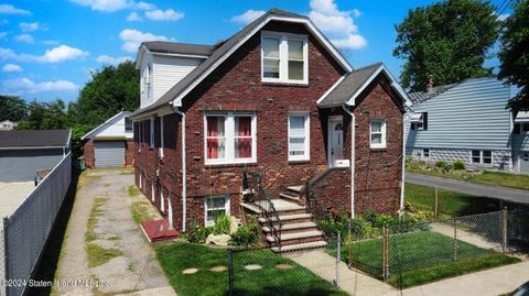 Duplex in Staten Island NY 164 Van Name Avenue.jpg