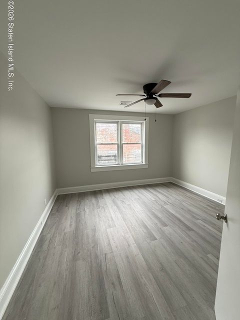 Photo of 101 Brook Street #2, Staten Island, NY 10301 (MLS # 2600088)