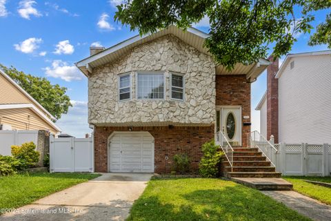 Photo of 1455 Arden Avenue, Staten Island, NY 10312 (MLS # 2404688)