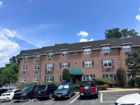 Photo of 400 Maryland Avenue #3b, Staten Island, NY 10305 (MLS # 2601400)