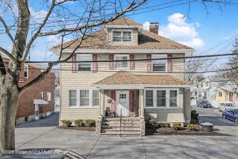 Photo of 3 Third Street, Staten Island, NY 10306 (MLS # 2600580)