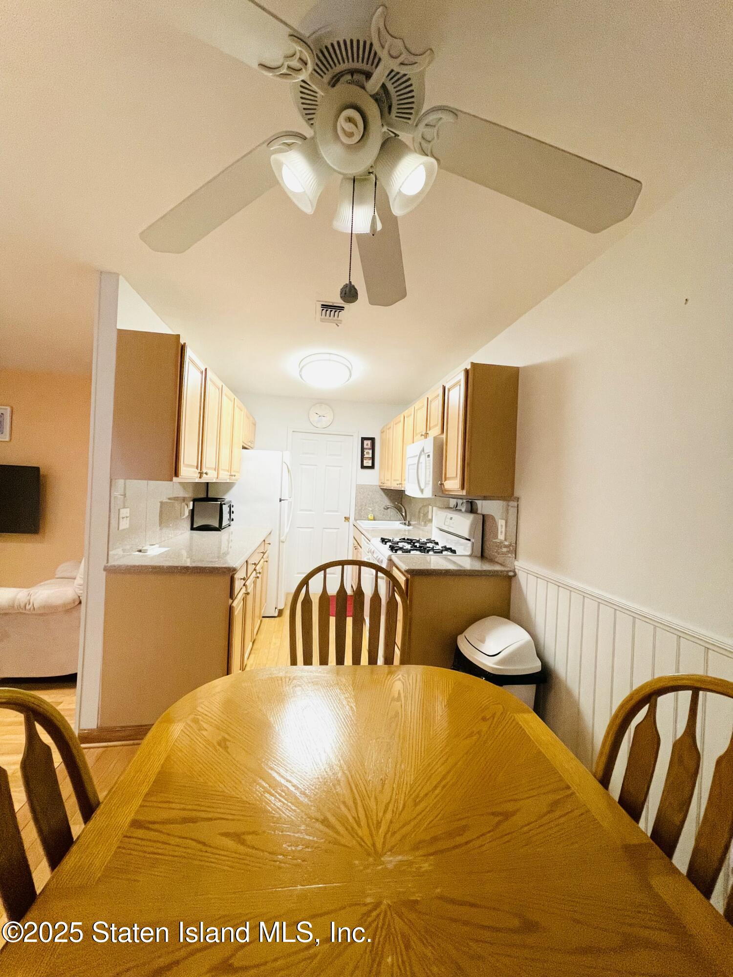 575 Correll Avenue, Staten Island, New York image 10