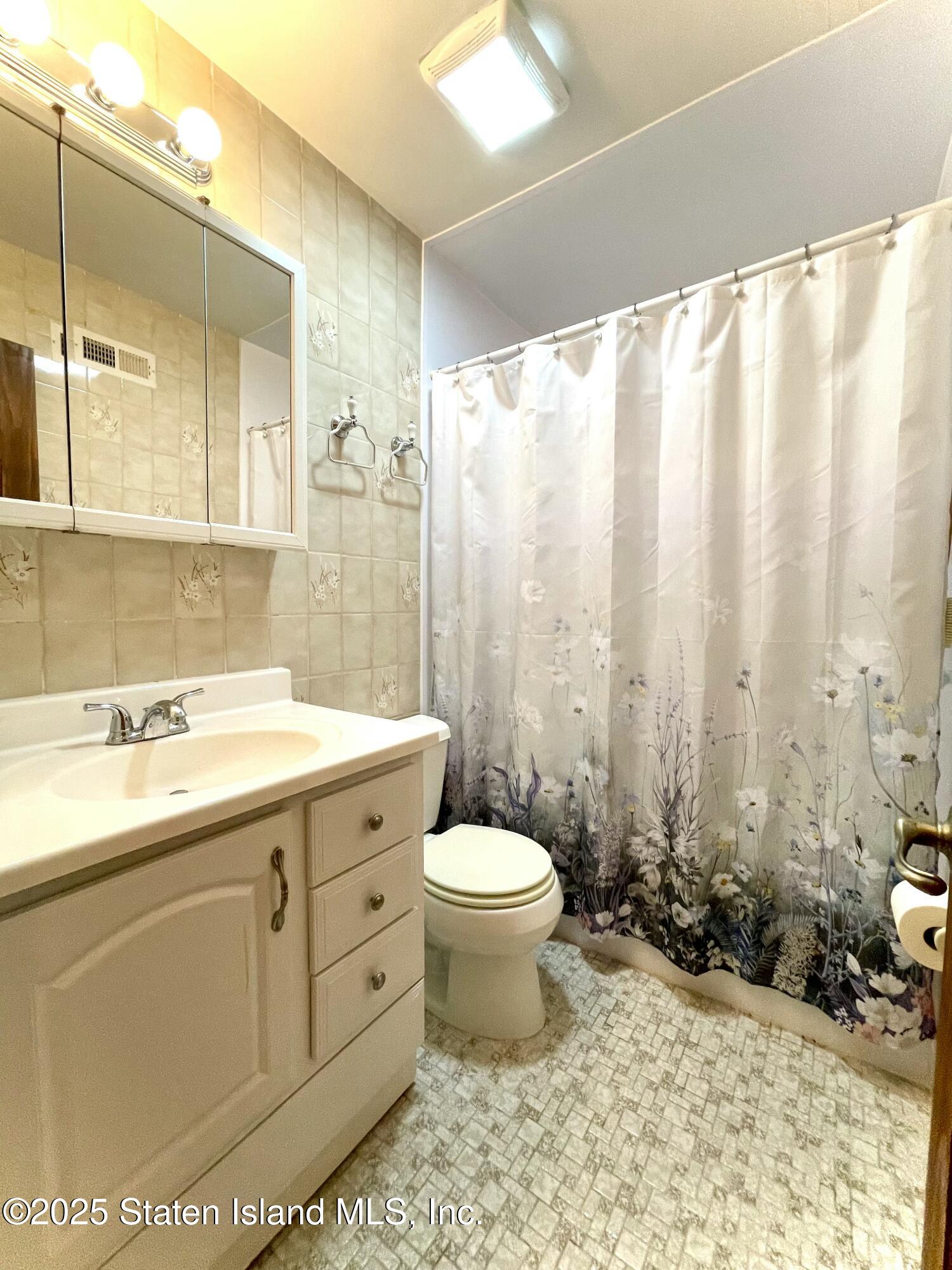 575 Correll Avenue, Staten Island, New York image 19