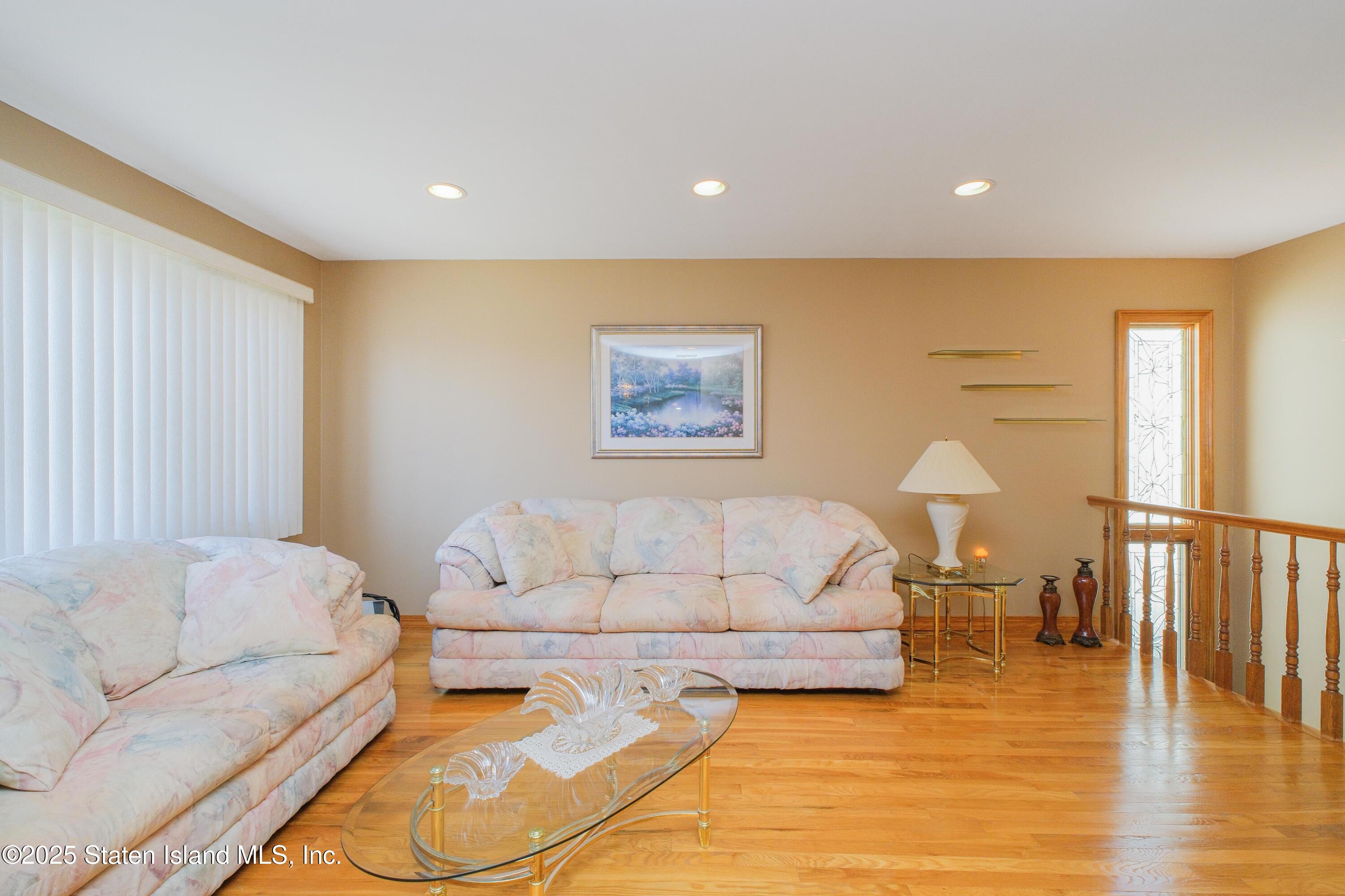 43 Fern Avenue, Staten Island, New York image 4