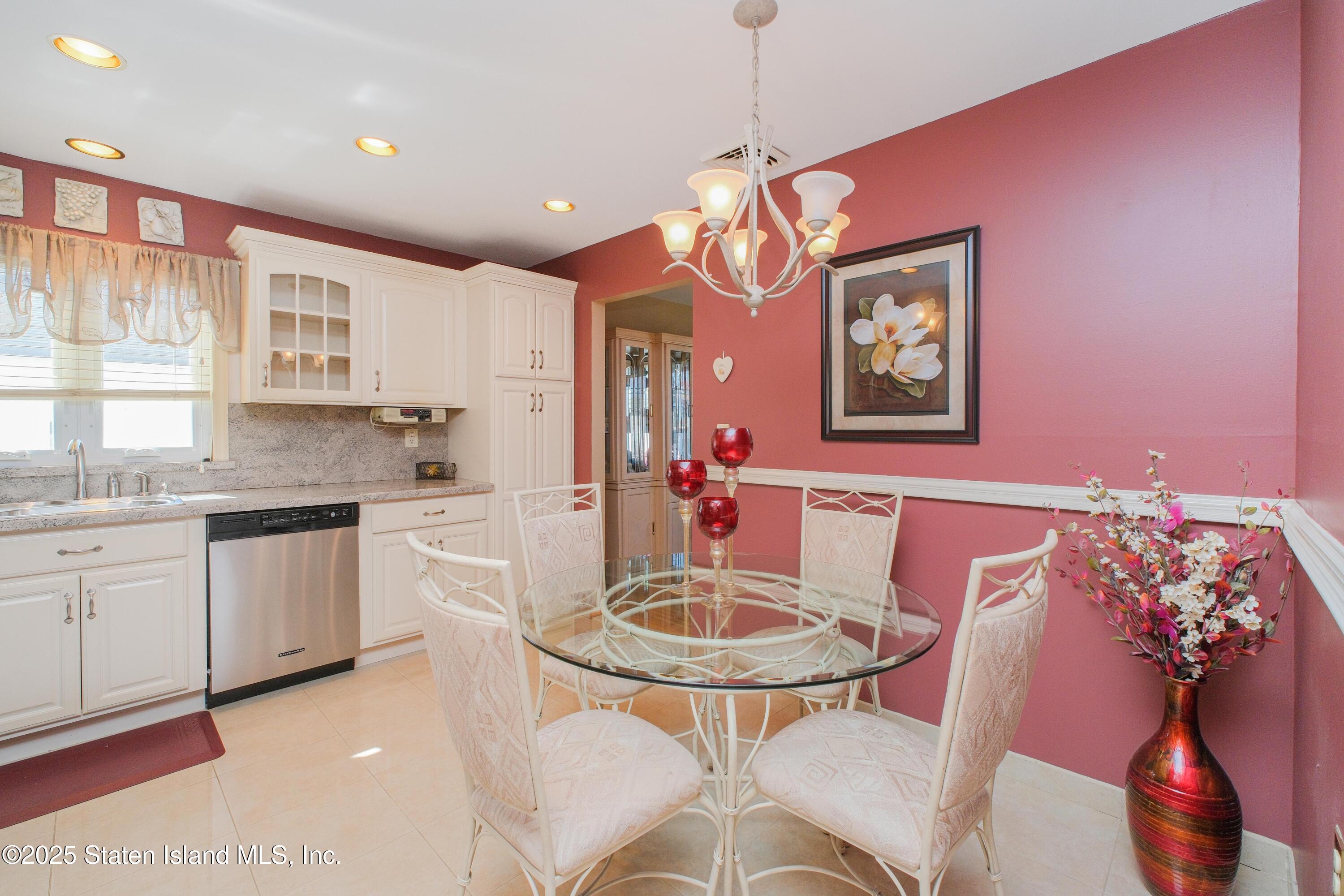 43 Fern Avenue, Staten Island, New York image 11